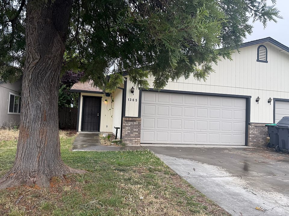 1st image of 1365 Howard Ct