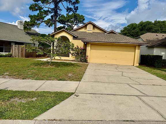 2nd image of 1012 Henson Ct