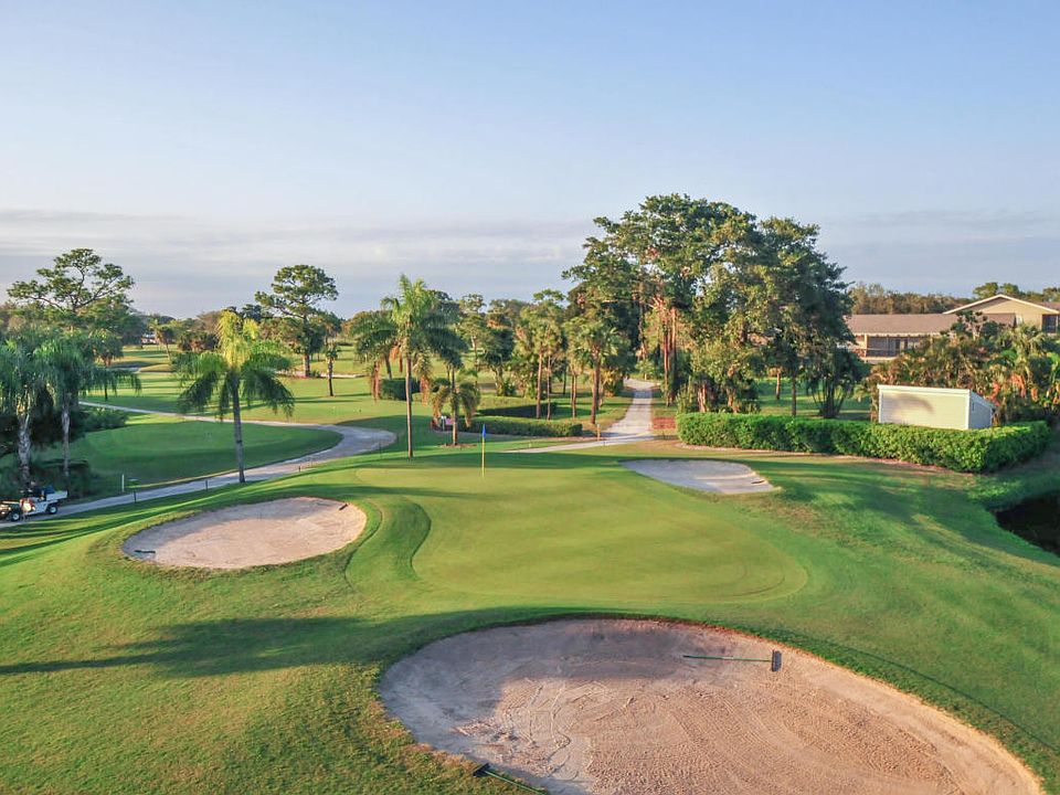 Golf - 18th Hole