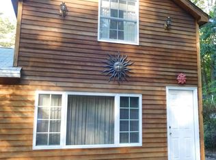 53 Huckleberry Hill Rd, Brookfield, CT 06804