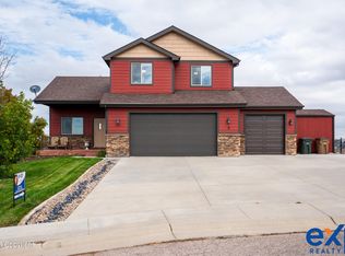 4504 Chancery Ln, Gillette, WY 82718