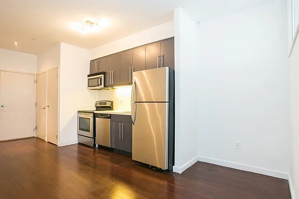Sold by MNS | media 10