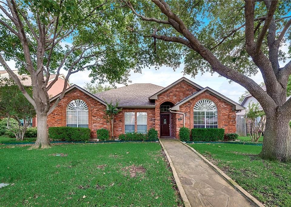 1st image of 517 Parkview Pl