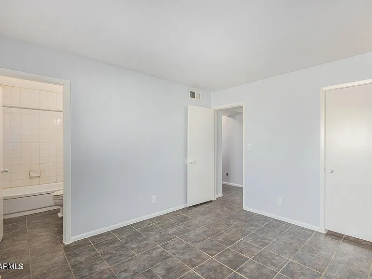 2226 W Heatherbrae Dr #2 — Photo 12