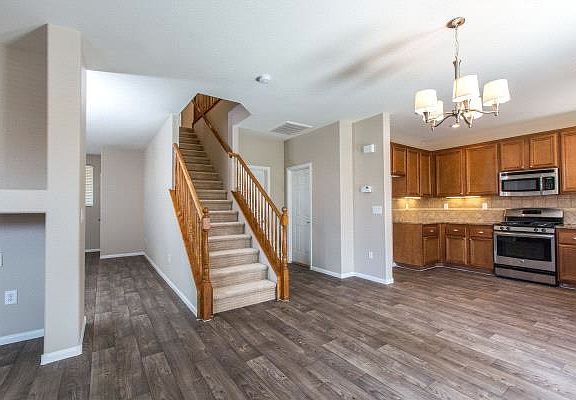 4th image of 2412 Crane Ct