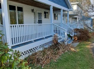 22 Edwards Rd, Wynantskill, NY 12198