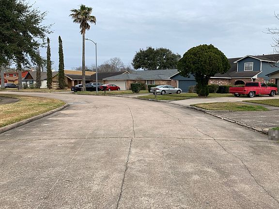 5th image of 15031 Four Winds Dr