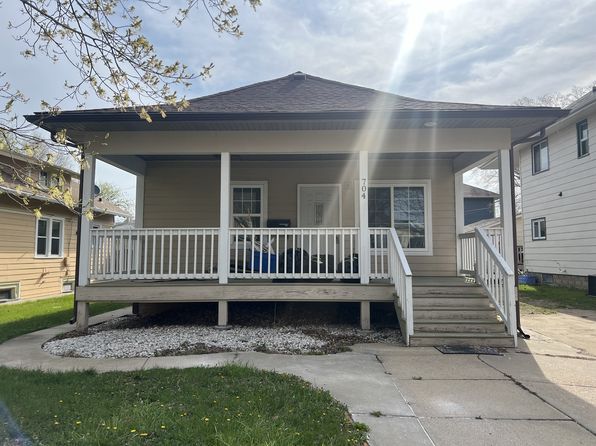 704 N Duluth Ave