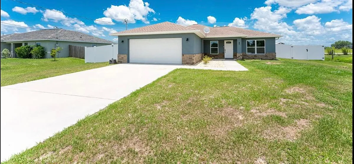 Building Photo - 11292 SW Primrose Dr