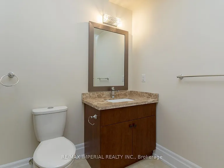 3568 Joan Dr — Photo 36