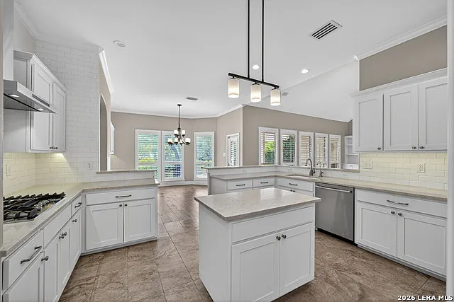 3213 Falling Brk — Photo 13