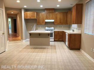 9455 Timber River Way, Elk Grove, CA 95624