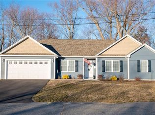 278 Parkside Dr, Warwick, RI 02888