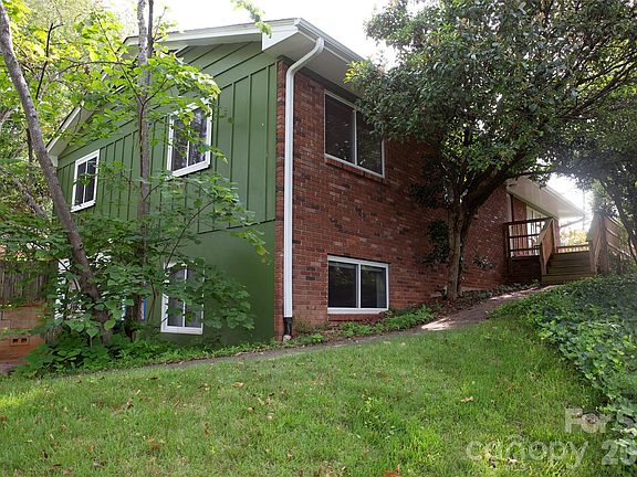 2nd image of 3 Quail Cove Rd