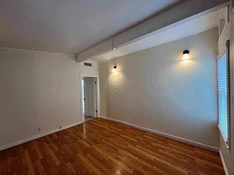 3309 Mahan Dr — Photo 16