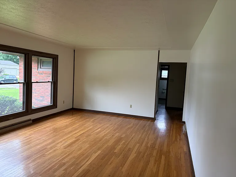115 Triesta Pl — Photo 33
