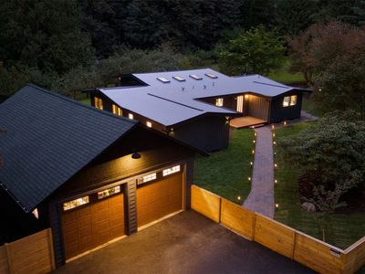 25812 SE Tiger Mountain Road, Issaquah, WA, 98027