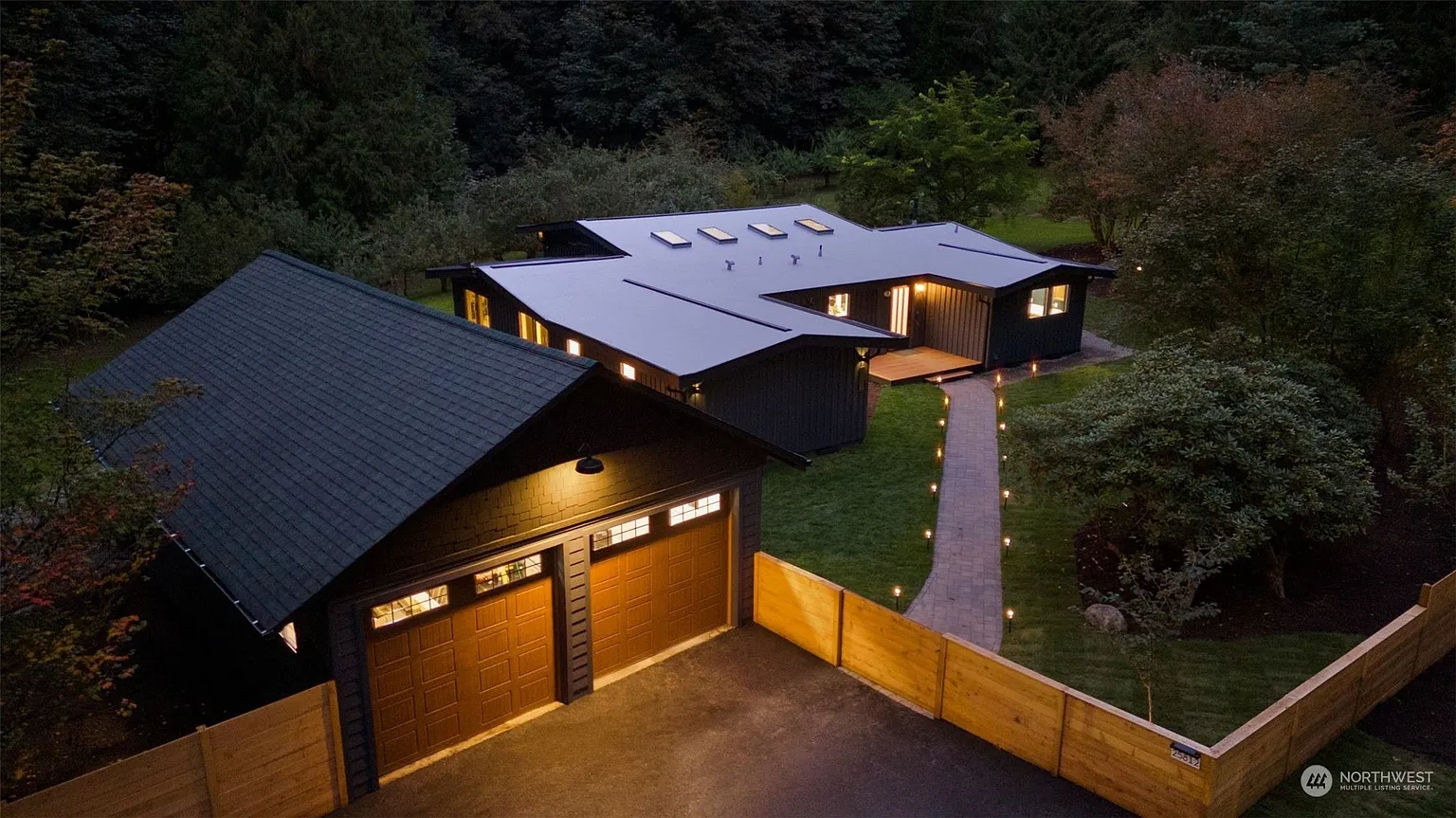 25812 SE Tiger Mountain Road photo 1