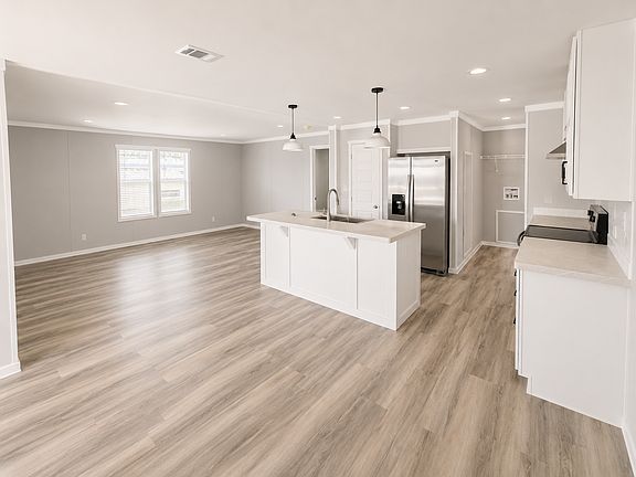 5th image of 3901 Bahia Vista St Lot 728