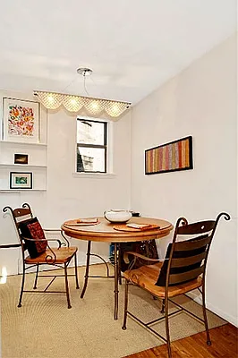 Sold by Nest Seekers International | media 8