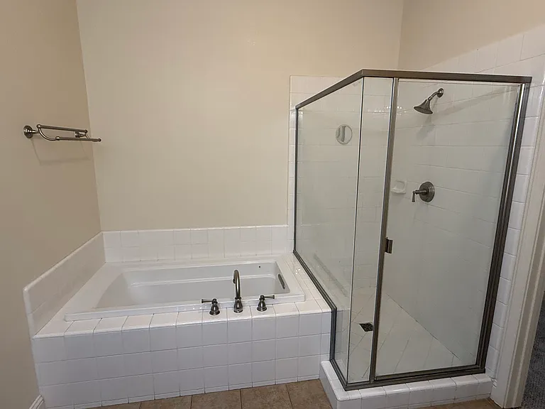4711 Rustic Rd — Photo 17