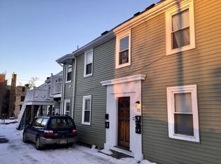 26 High St APT 2R, Salem, MA 01970