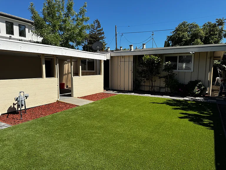 18594 Loree Ave — Photo 7