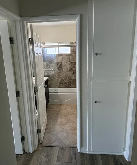 1131 N Kenmore Ave #7 — Photo 14