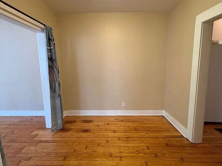 322 Oakland Avenue Duplex — Photo 11