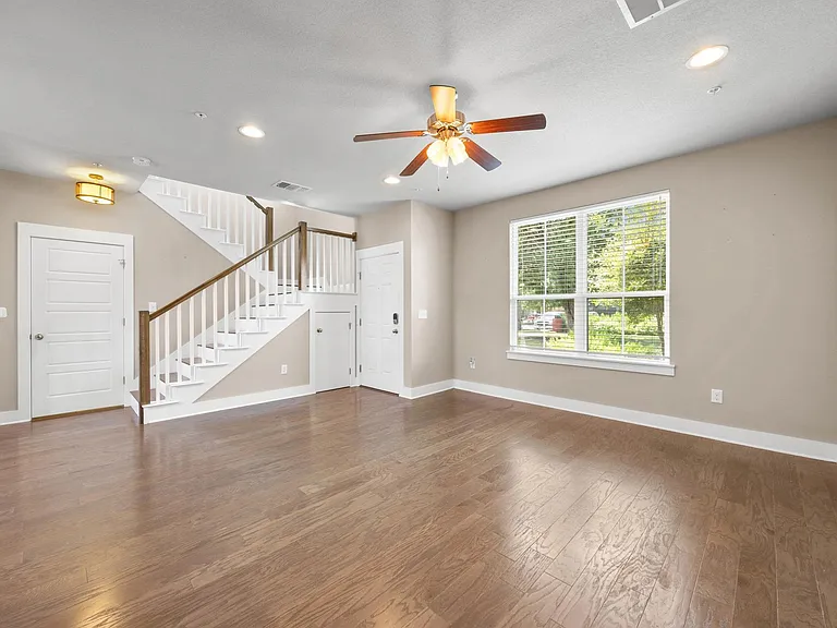 7505 Sugar Magnolia St — Photo 6