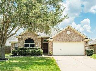 1504 Allison St, Alvin, TX 77511