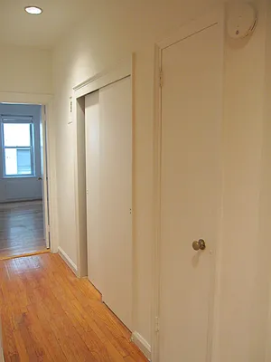 Rented by Metropolitan Property Group | media 8