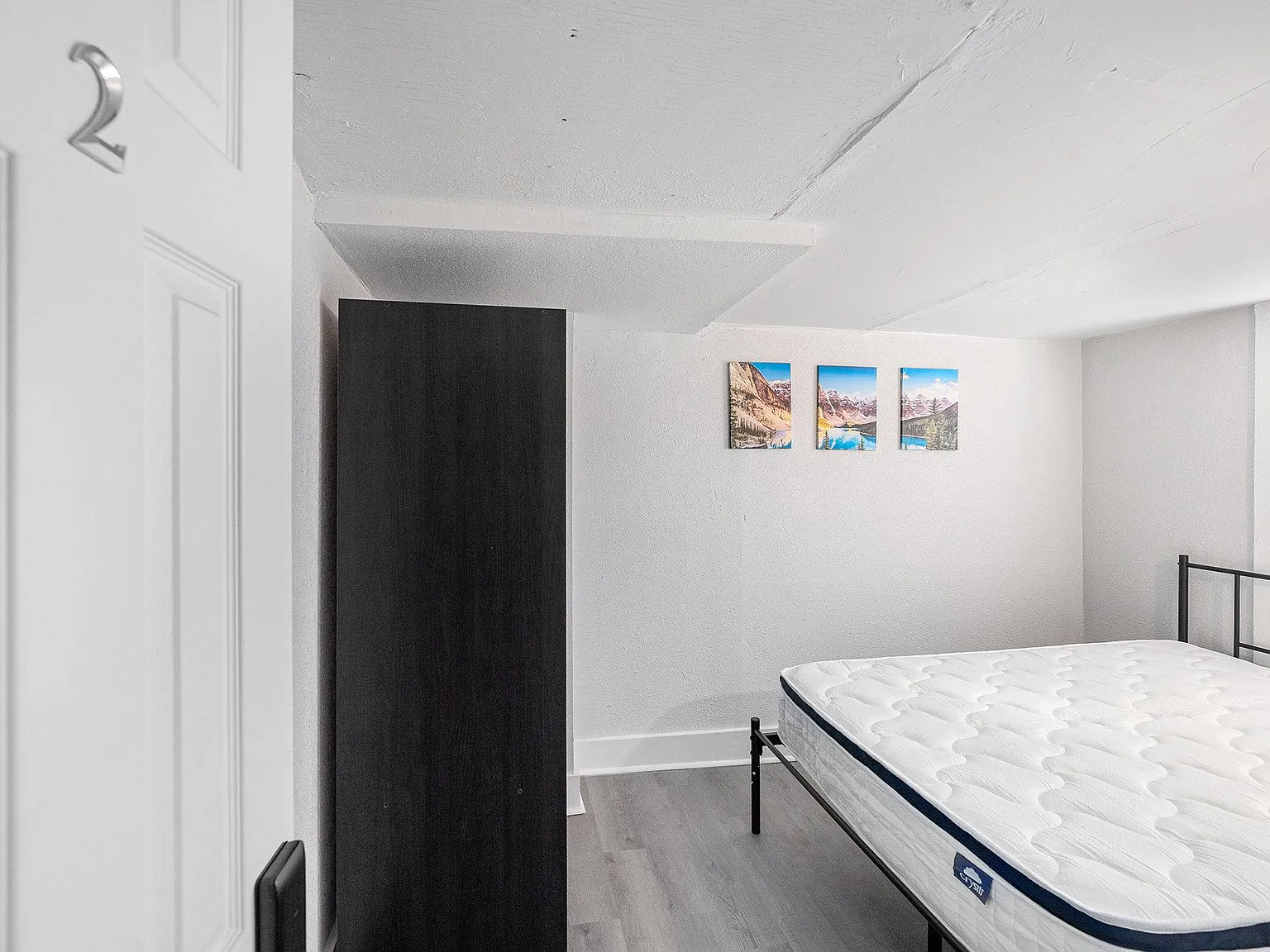 4 bed, 3.0 bath, 1875 sqft, $776 — Photo 2