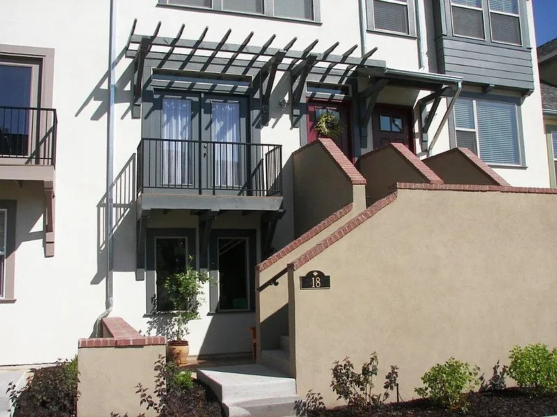 Kaysville Townhome — Photo 3