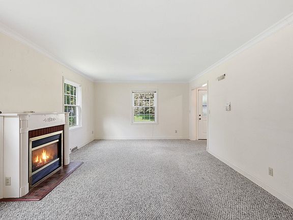 2nd image of 727 McKinley Ave
