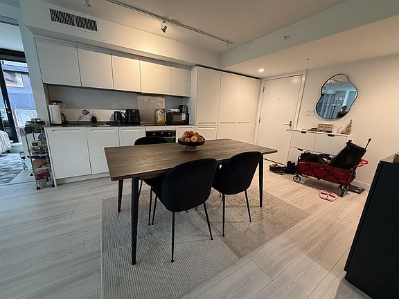 3rd image of 1133 Hornby St #507