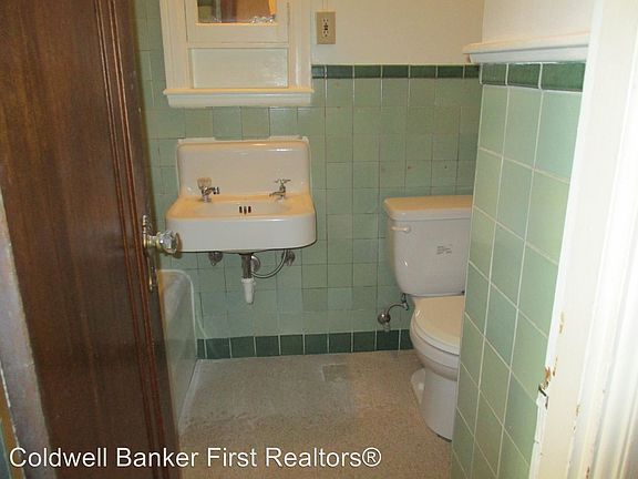 2nd image of 2 E Birch St APT 407