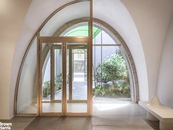 180 East 88th Street image 5 of 15