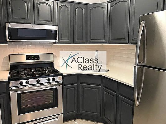 2nd image of 23-27 Steinway St #Top