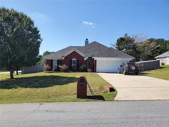 3rd image of 11 Lee Road 2105