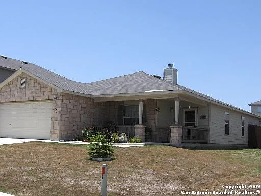 204 N Willow Way — Photo 2