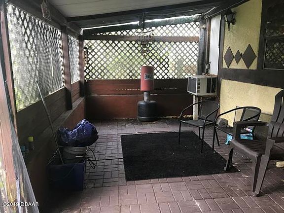 5th image of 2477 Guava Dr