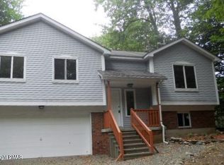 7248 Wigwam Way, Tobyhanna, PA 18466