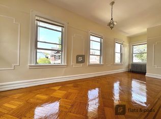 957 E 39th St FLOOR 2, Brooklyn, NY 11210