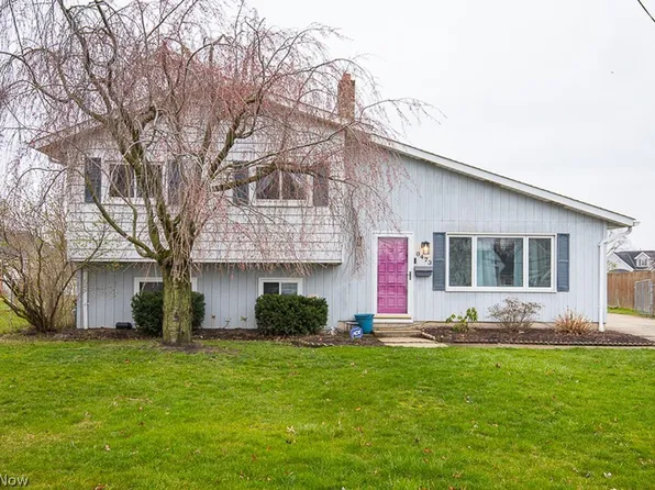 6473 Hio Dr, Brookpark, OH 44142