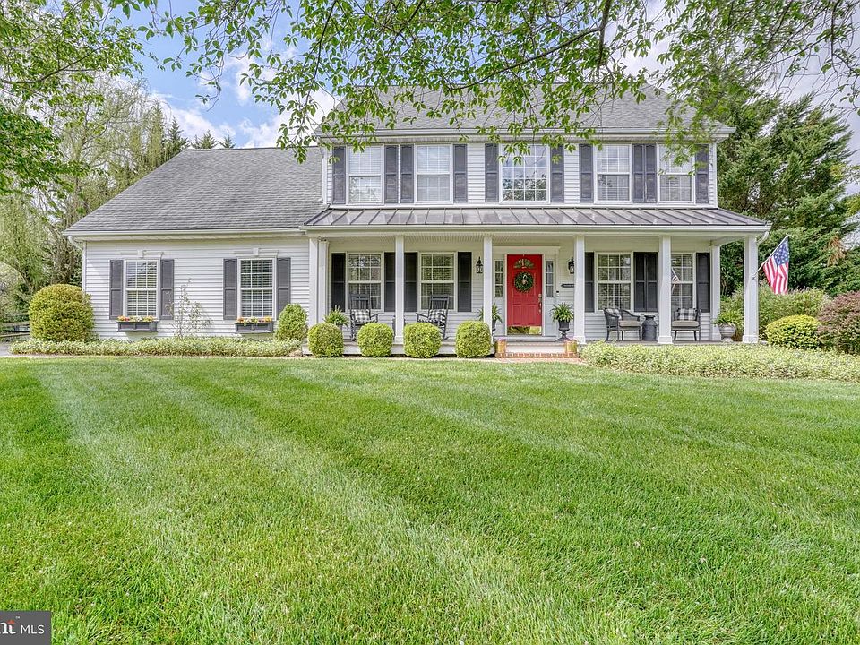 1st image of 332 Canvasback Rd