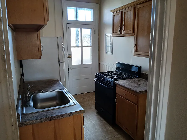 1826 3rd Ave #3 — Photo 9