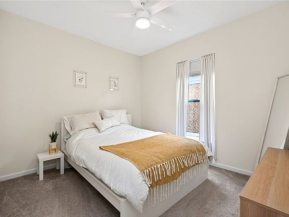 4th image of 10023 Washington Glen Dr