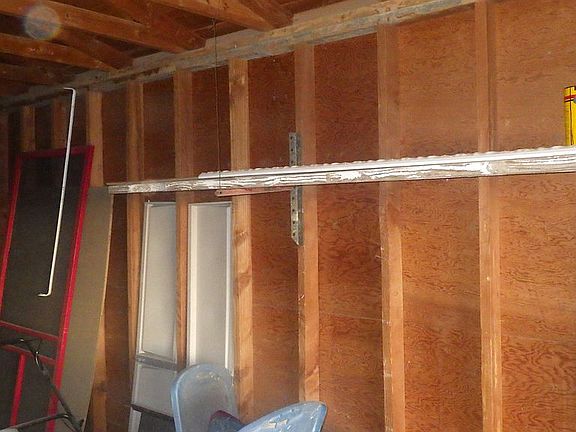 5th image of 2714 Kay Ave