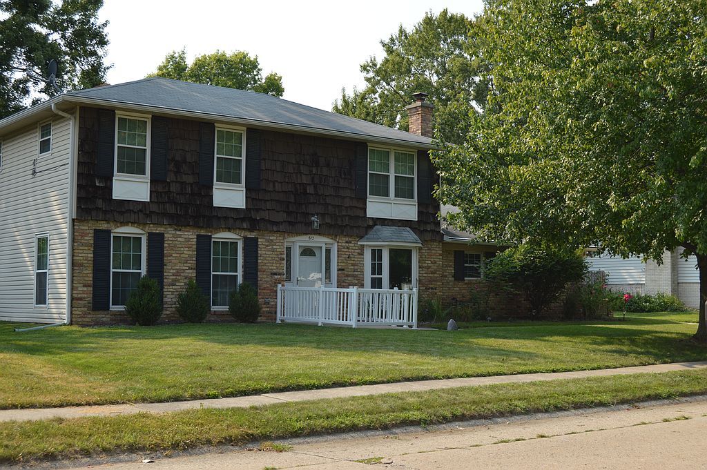 612 Ash Dr - Property Image